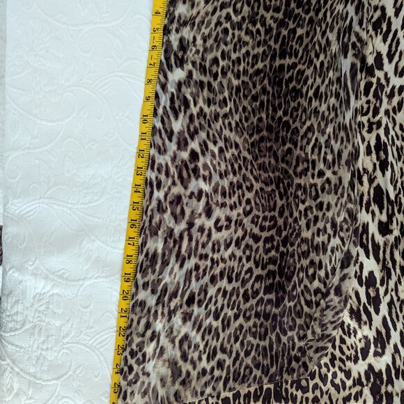 Elie Tahari gorgeous dress. Animal print. - Picture 6 of 9